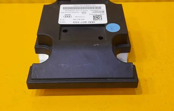 Audi Q7 4M Engine control unit/module 4M0907559