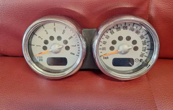 Mini One - Cooper R50 - 53 Speedometer (instrument cluster) 62116966500 6966500