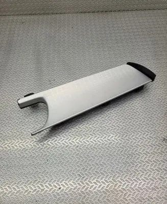 Volvo XC40 Other front door trim element 32274280
