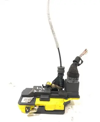 Volvo XC90 Rear door lock 30699757