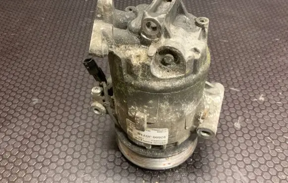 Nissan X-Trail T31 Air conditioning (A/C) compressor (pump) 92600JD71B 01140668 A4101168B041