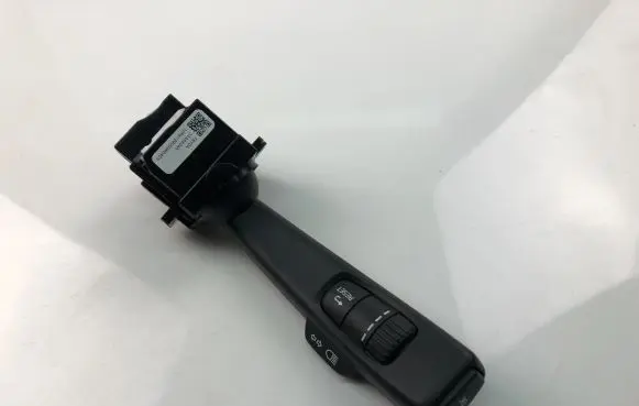Volvo V60 Indicator stalk 31456045
