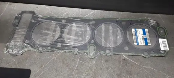Opel Omega A Other cylinder head part 90487724