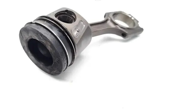 Chevrolet Cruze Piston with connecting rod LNP