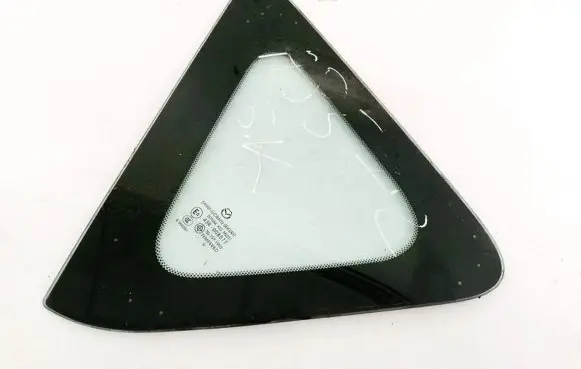 Mazda 3 II Rear side window