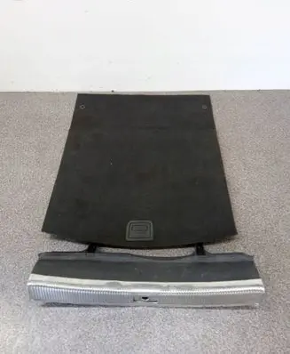 Trunk/boot floor carpet liner