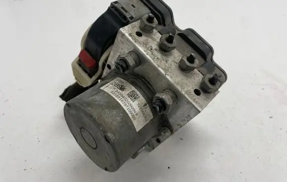 Opel Insignia B ABS Pump 84502895