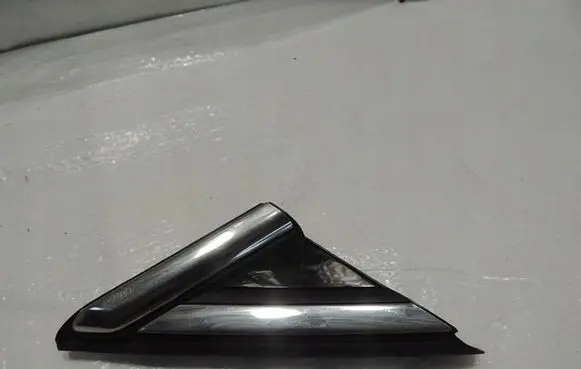 Ford Mondeo MK V Front arch trim DS73F160004