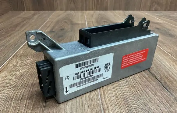 Mercedes-Benz SL R129 Sunroof control unit/module 1298205026 A1298205026