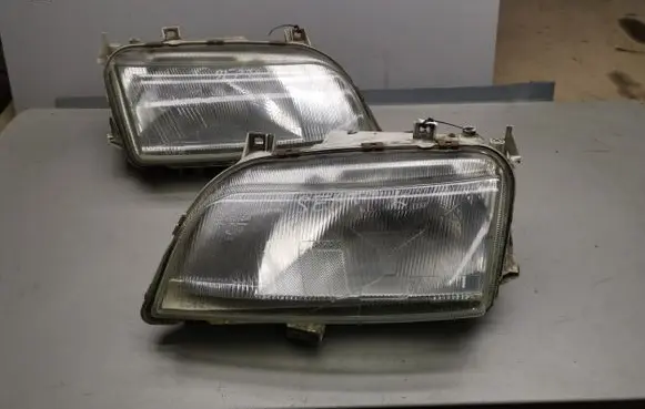 Seat Alhambra (Mk1) Headlights/headlamps set 1305235254 1305235255