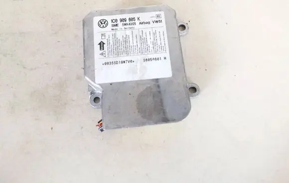 Volkswagen Fox Airbag control unit/module 1c0909605k 5wk43125