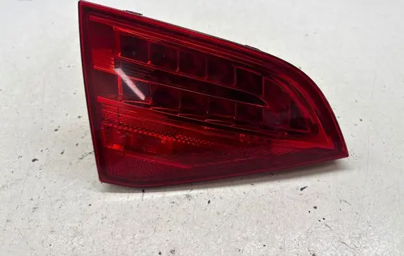 Audi A4 S4 B8 8K Tailgate rear/tail lights 8K9945093B