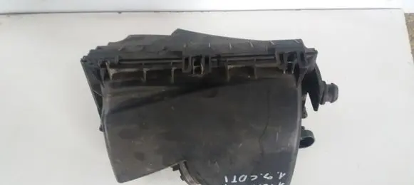 Opel Vectra C Air filter box 55350912 382131589 53086