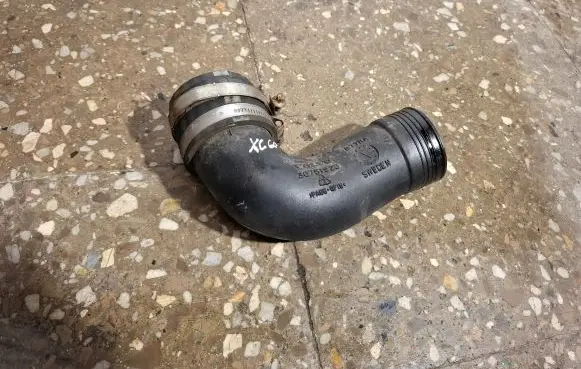Volvo XC60 Intercooler hose/pipe 30751920