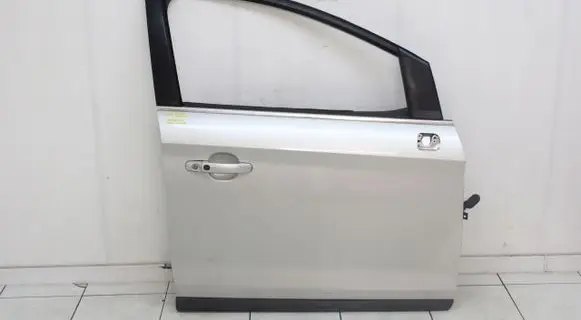 Ford Kuga I Rear door