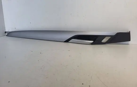 BMW 5 G30 G31 G38 Dashboard glove box trim 201585