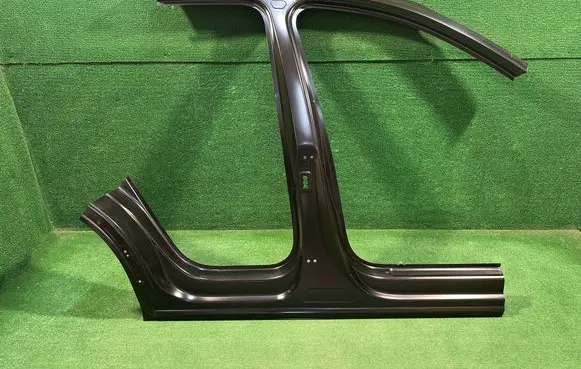 Audi Q6 e-tron Sill 85H809840