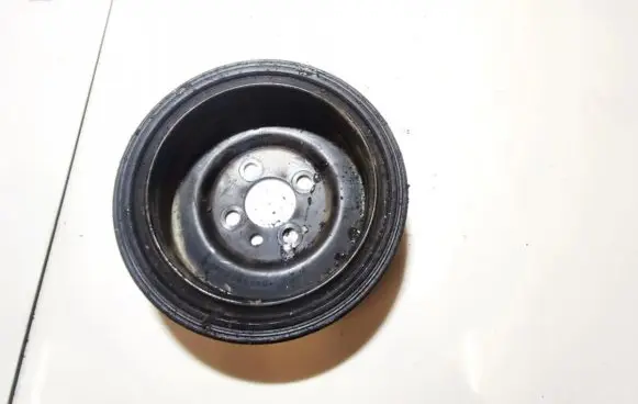 Skoda Octavia Mk2 (1Z) Crankshaft pulley 03G105243