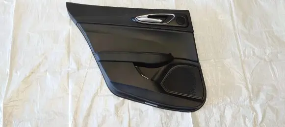Alfa Romeo Giulia Rear door card panel trim