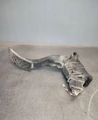 Skoda Superb B8 (3V) Accelerator throttle pedal 5Q1723503H