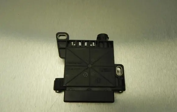 BMW 7 F01 F02 F03 F04 Voltage converter/converter module 9153418 G2007