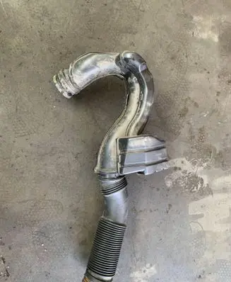 Renault Trafic III (X82) Air intake hose/pipe 165755972R 93451664