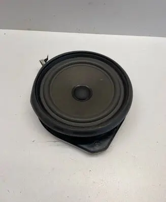 Audi A4 S4 B7 8E 8H Front door speaker 8E0035411 4257125