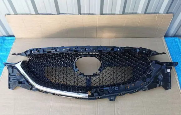 Mazda CX-5 II Front bumper upper radiator grill KB8B50712BAX