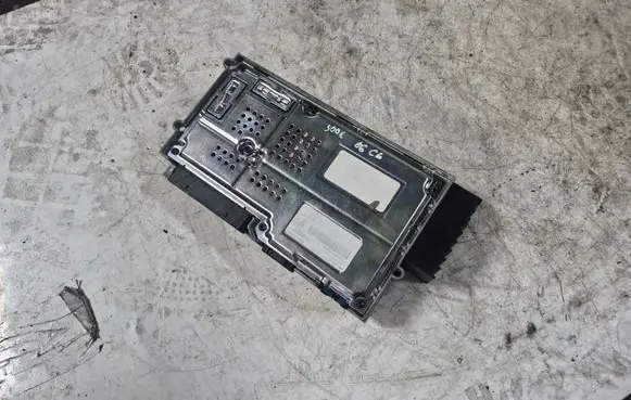 Audi A6 S6 C6 4F Sound amplifier 4F0035223P 3020130040
