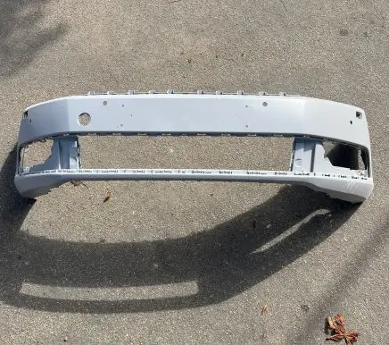 Volkswagen PASSAT B7 Front bumper