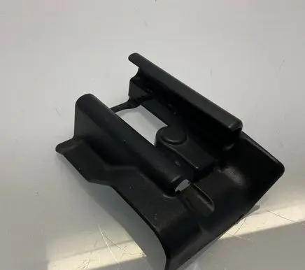 Mercedes-Benz E W211 Front driver seat rail trim 2119191020 A2119191020