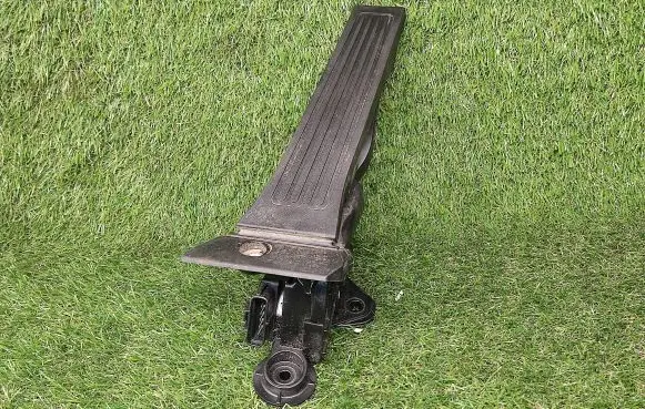 KIA Soul Accelerator throttle pedal 351902GDC0