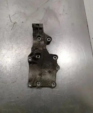 Volkswagen PASSAT B6 Engine mounting bracket 03G903143A