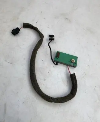 Volvo S70 V70 V70 XC Antenna control unit 9452009 611899070