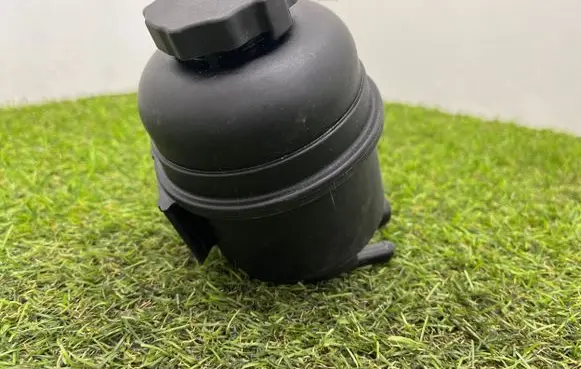 Mercedes-Benz S AMG W221 Power steering fluid tank/reservoir A2214660102