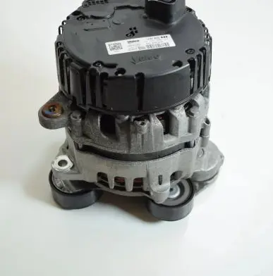 Audi A6 S6 C8 4K Generator/alternator 04L903018