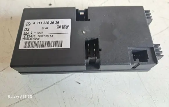 Mercedes-Benz E W211 Seat control module A2118203626