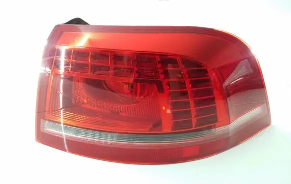Volkswagen PASSAT B7 Rear/tail lights 3AF945310