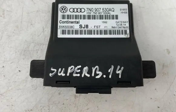 Skoda Superb B6 (3T) Gateway control module 7N0907530AQ 7N0907530AL