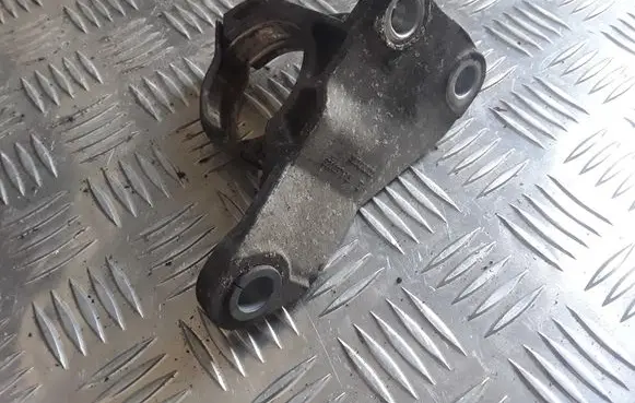 Renault Megane III Driveshaft support bearing bracket 8200371715