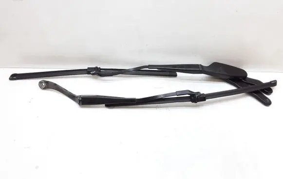 Mercedes-Benz C W204 Front wiper blade arm A2048201544 A2048200044
