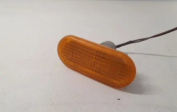 Volkswagen Transporter - Caravelle T5 Front fender indicator light 3B0949117B