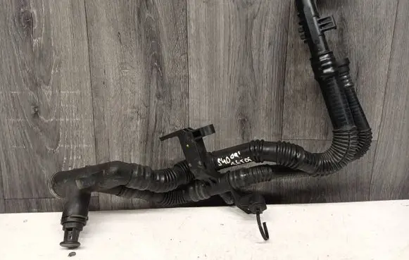 Volvo S40 Engine coolant pipe/hose 9647768980
