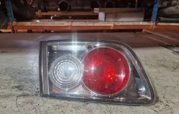 Mazda 6 Tailgate rear/tail lights