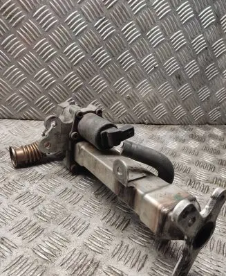 Volvo S80 EGR valve cooler 30637142