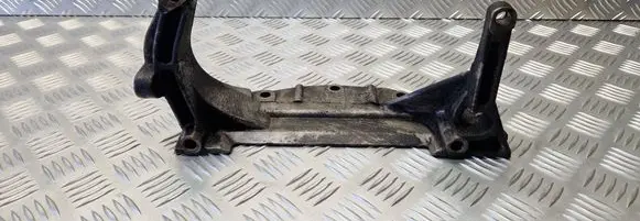 Audi A4 S4 B5 8D Gearbox mounting bracket 050199307