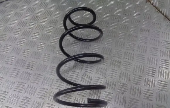 Alfa Romeo 147 Rear coil spring