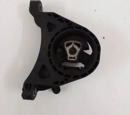 Opel Insignia A Engine mount bracket 13227769