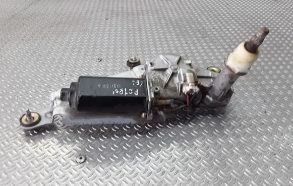 Nissan Patrol Y61 Rear window wiper motor RW511M003N