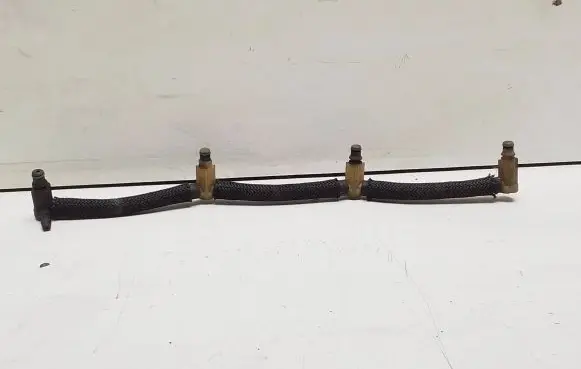 Citroen C4 I Fuel return line/hose 